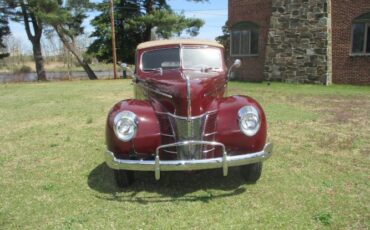 Ford-Deluxe-1940-5