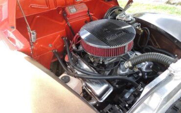 Ford-Deluxe-1940-Orange-4