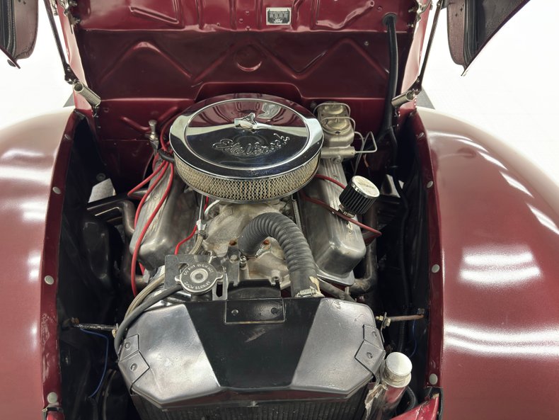 Ford-Deluxe-1940-Ruby-Red-Pearl-Black-3