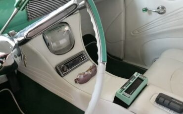 Ford-Deluxe-1941-1