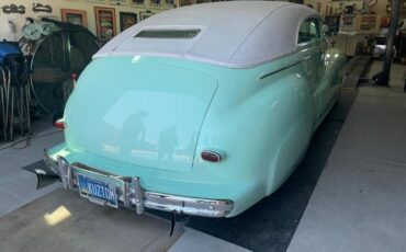 Ford-Deluxe-1941-12