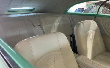 Ford-Deluxe-1941-13