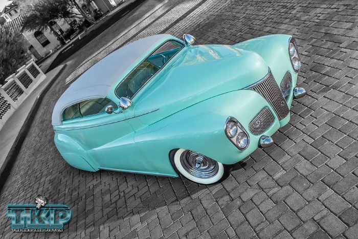 Ford-Deluxe-1941-15