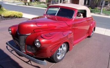 Ford-Deluxe-1941-2