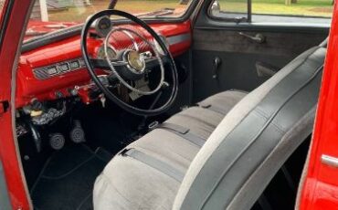 Ford-Deluxe-1946-3
