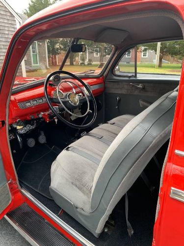 Ford-Deluxe-1946-3