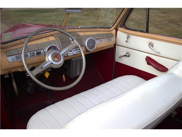 Ford-Deluxe-1947-Convertible-1