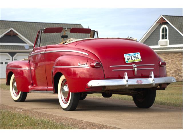Ford-Deluxe-1947-Convertible-15