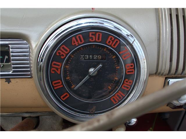 Ford-Deluxe-1947-Convertible-31
