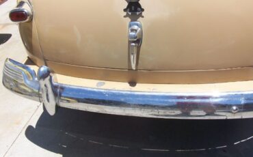 Ford-Deluxe-1948-Tan-3