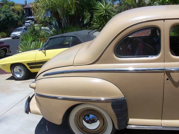 Ford-Deluxe-1948-Tan-9