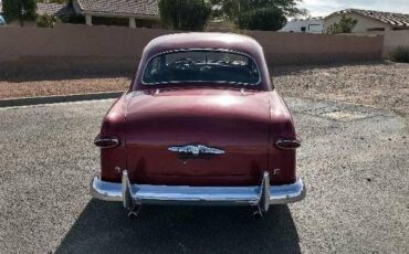 Ford-Deluxe-1949-2