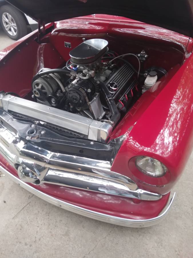Ford-Deluxe-1950-red-10