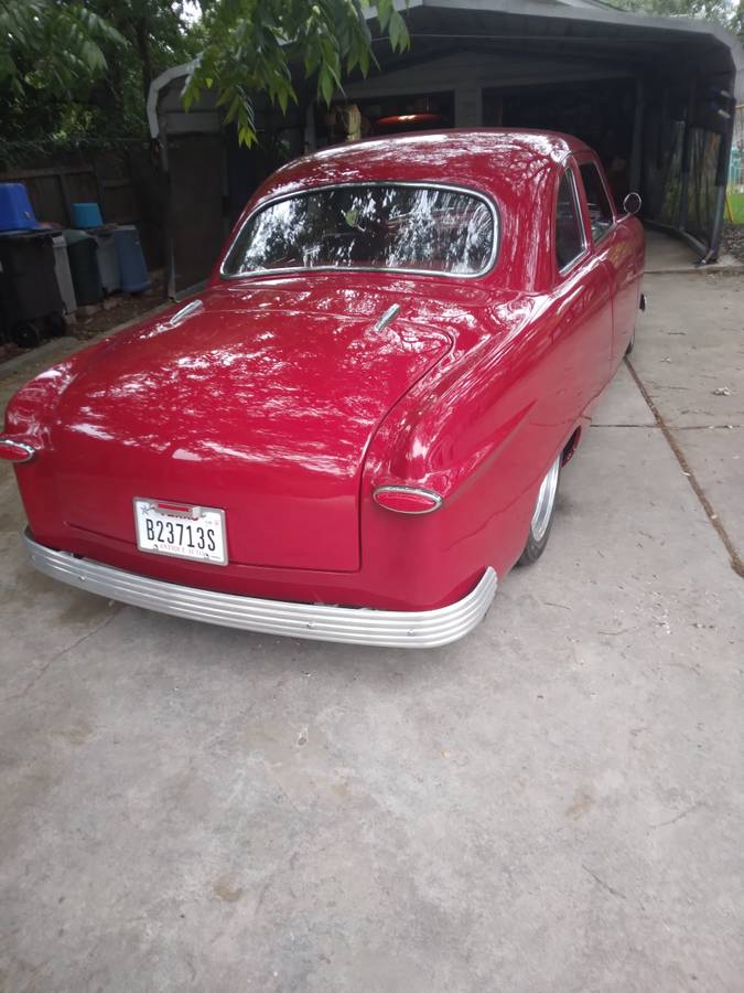 Ford-Deluxe-1950-red-11
