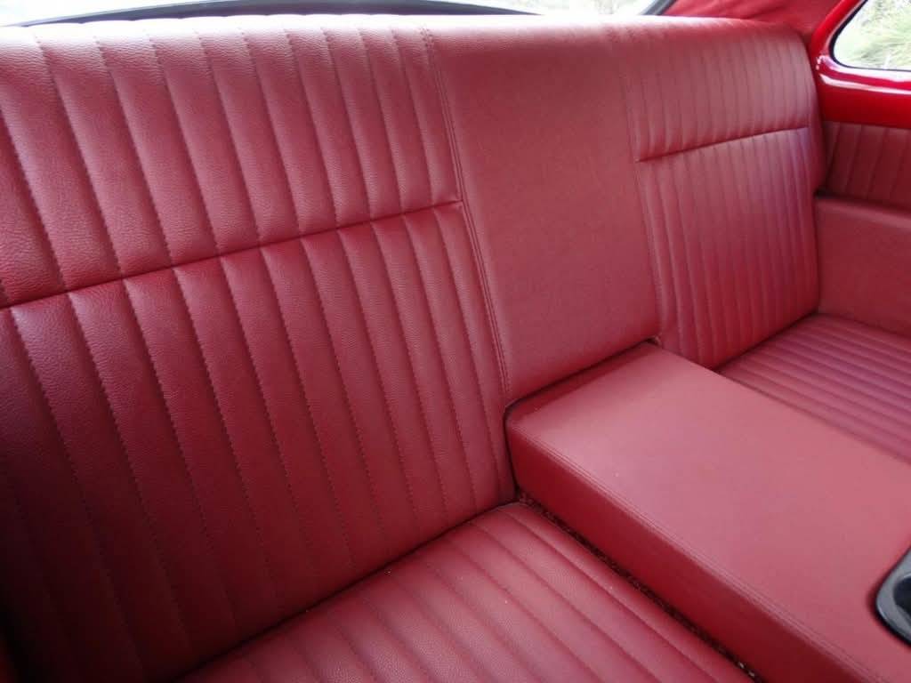 Ford-Deluxe-1950-red-2