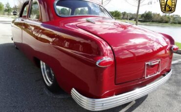 Ford-Deluxe-1950-red-5
