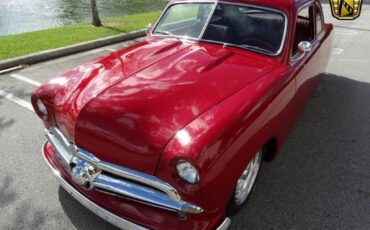 Ford-Deluxe-1950-red-8