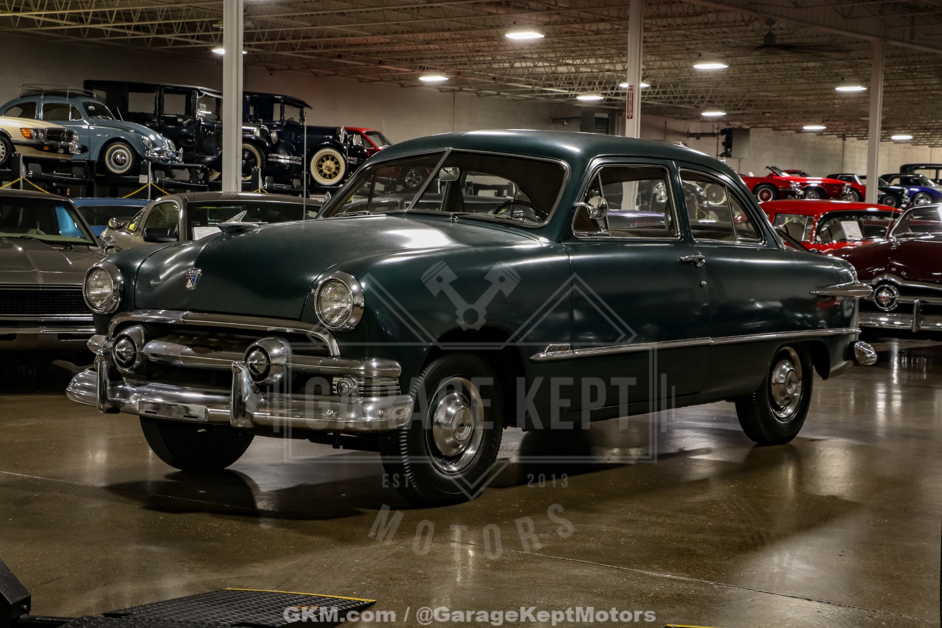 Ford-Deluxe-1951-Green-Brown-14