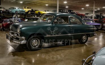 Ford-Deluxe-1951-Green-Brown-15