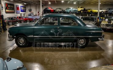 Ford-Deluxe-1951-Green-Brown-16