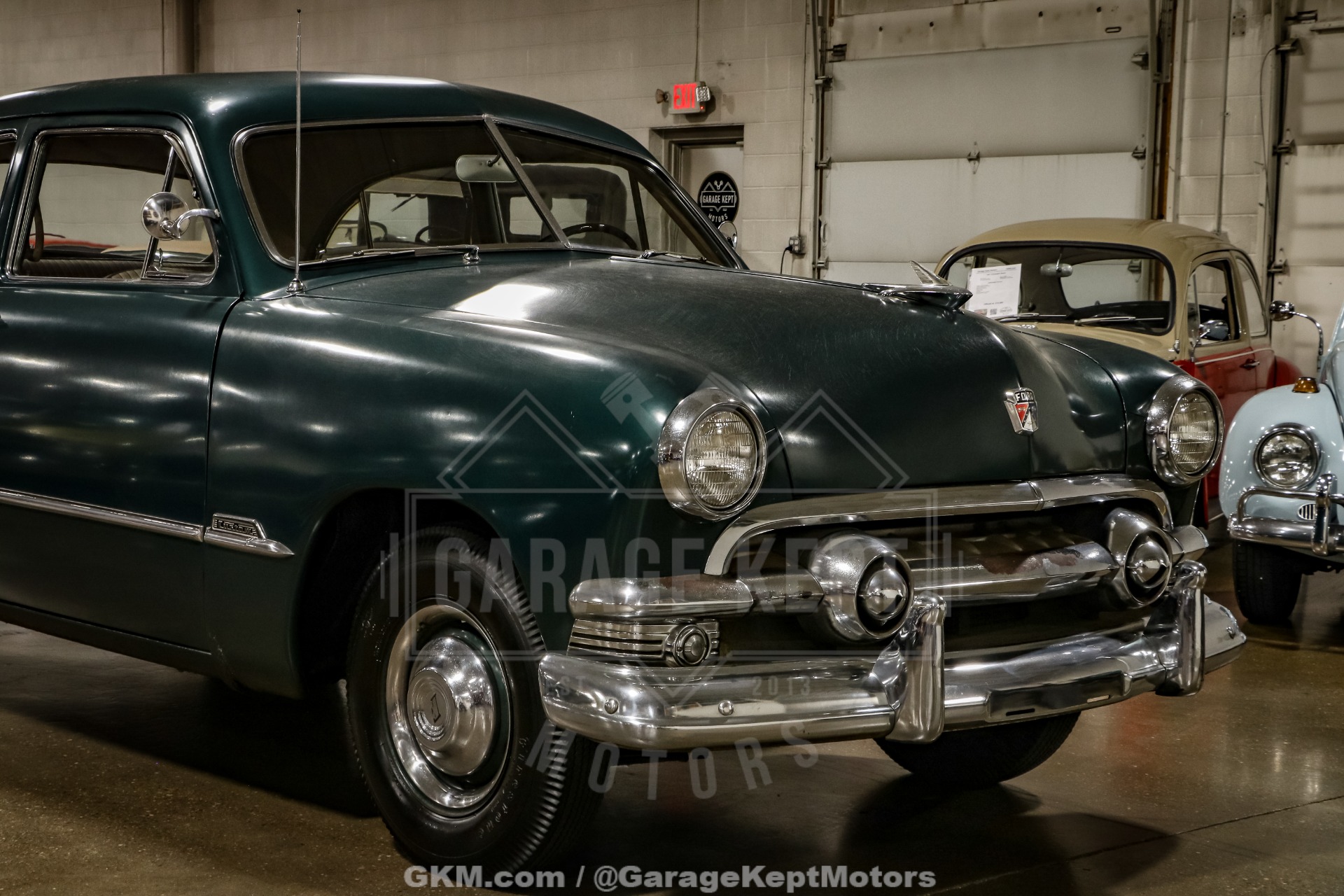 Ford-Deluxe-1951-Green-Brown-23