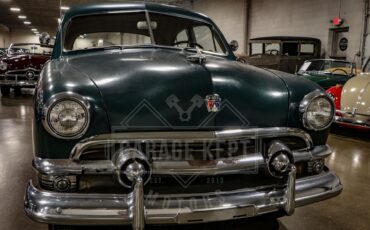 Ford-Deluxe-1951-Green-Brown-27