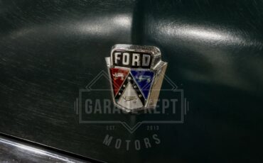 Ford-Deluxe-1951-Green-Brown-36