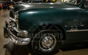 Ford-Deluxe-1951-Green-Brown-40