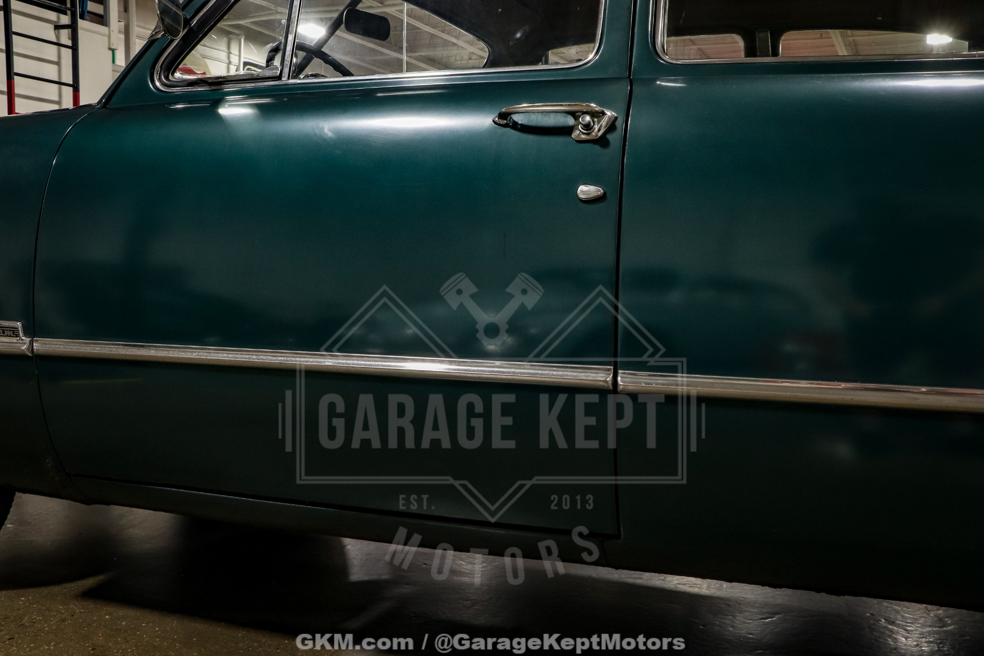 Ford-Deluxe-1951-Green-Brown-43