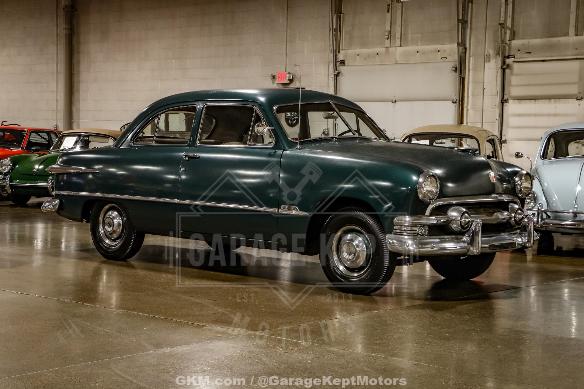 Ford-Deluxe-1951-Green-Brown-47
