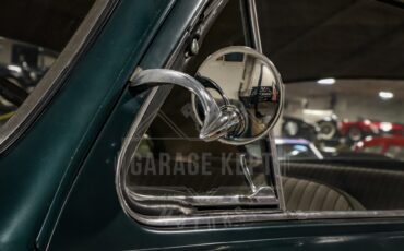 Ford-Deluxe-1951-Green-Brown-48