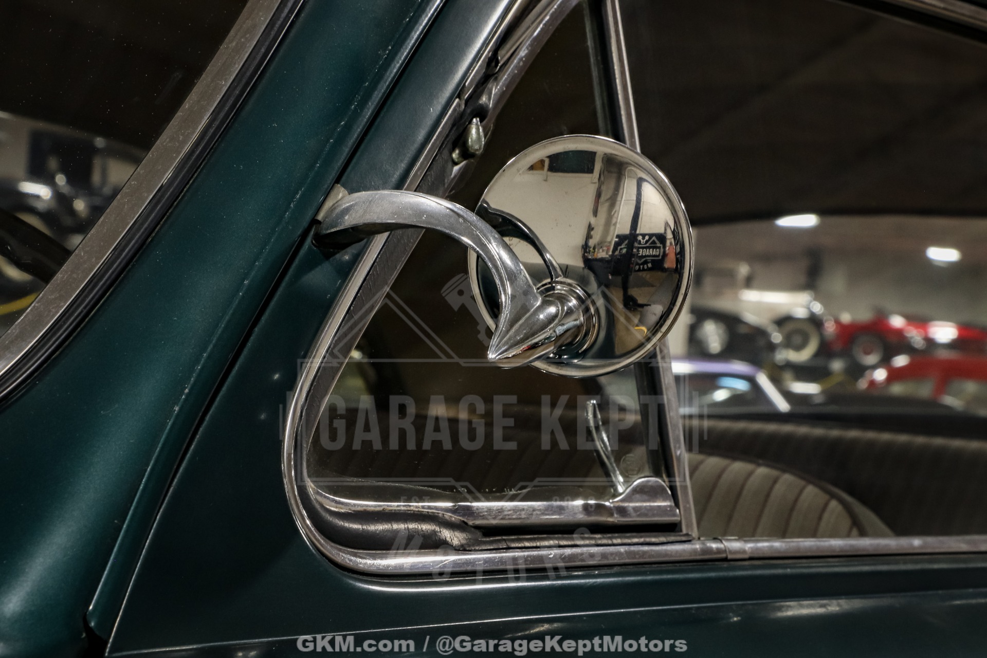 Ford-Deluxe-1951-Green-Brown-48