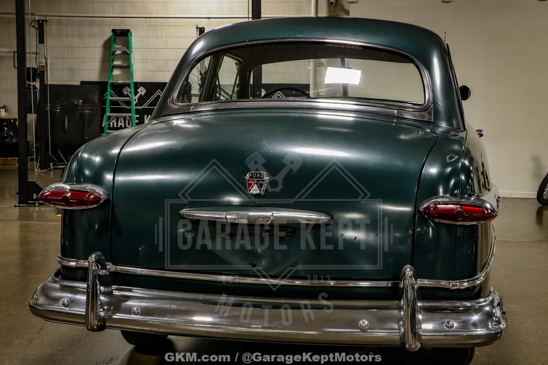 Ford-Deluxe-1951-Green-Brown-6