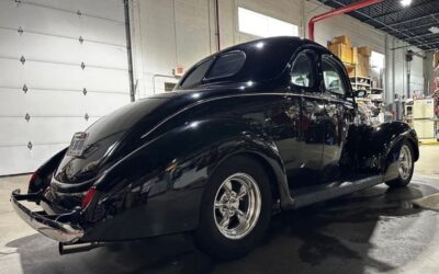 Ford Deluxe Coupe 1938 --
