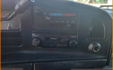 Ford-E-350-1994-white-4