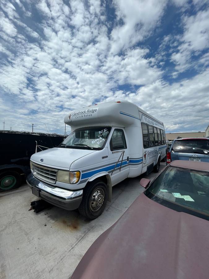 Ford-E-350-econoline-1995-white-1
