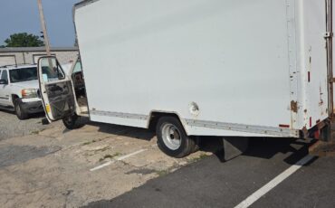 Ford-E-Series-Van-1991-10
