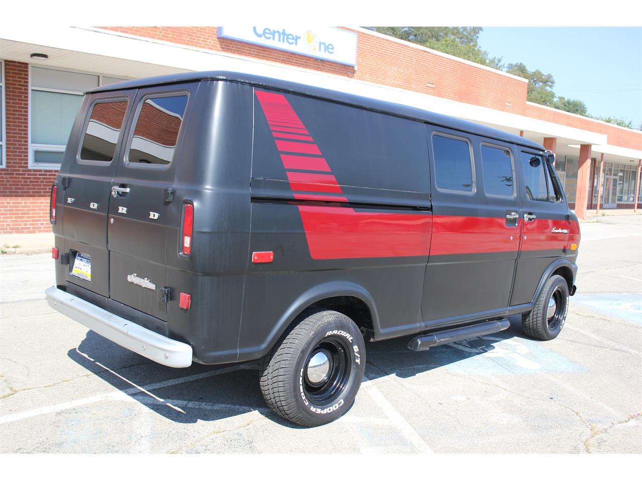 Ford-E200-1972-Black-Black-19