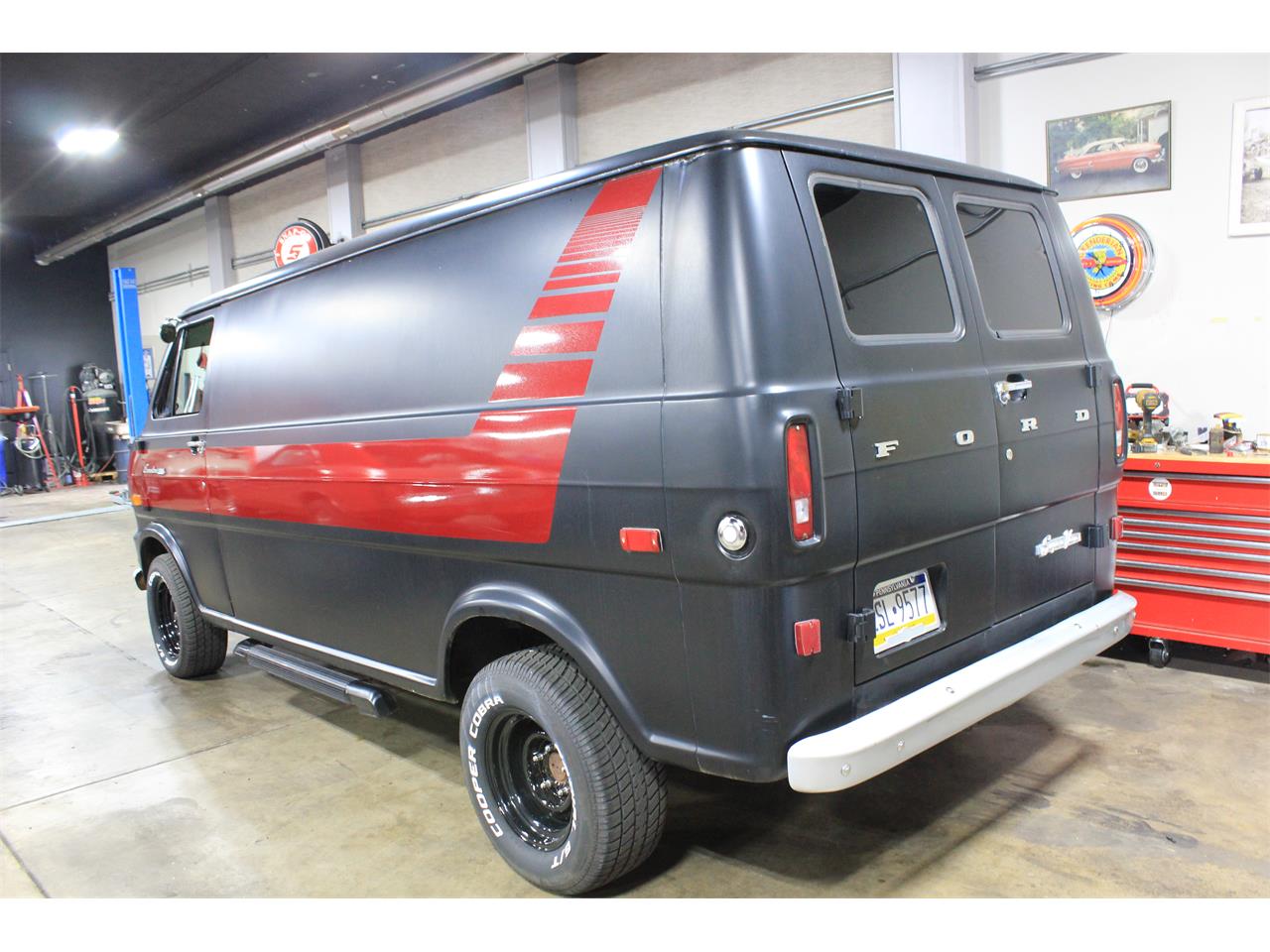 Ford-E200-1972-Black-Black-21