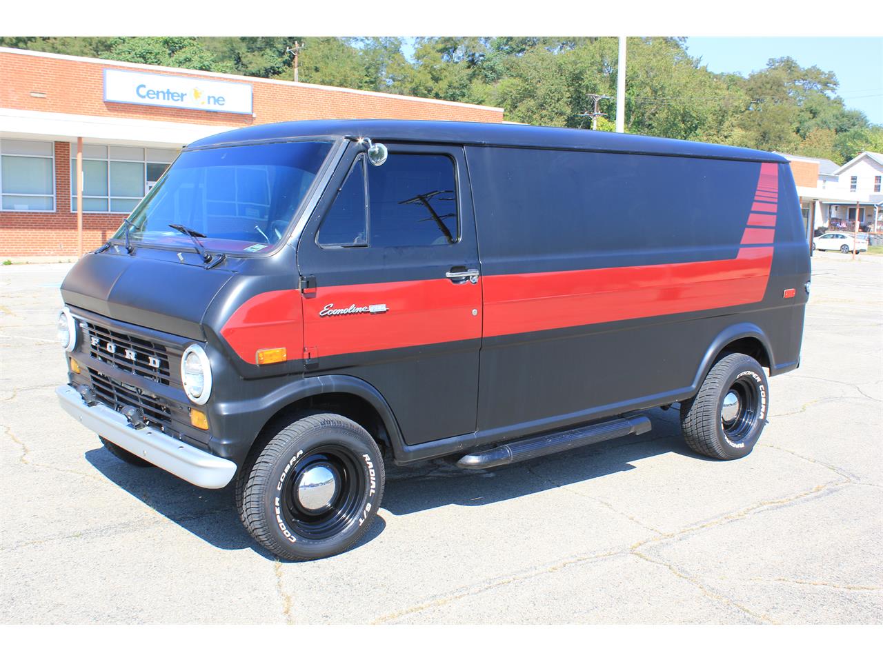 Ford-E200-1972-Black-Black
