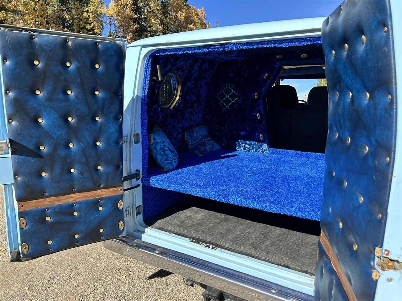 Ford-E200-1973-Baby-Blue-Blue-17