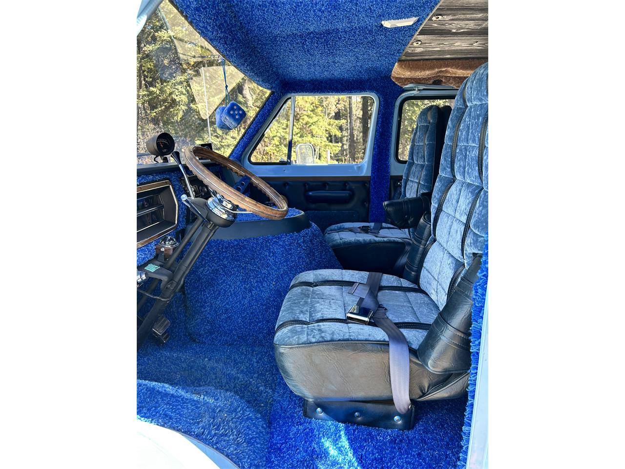 Ford-E200-1973-Baby-Blue-Blue-19