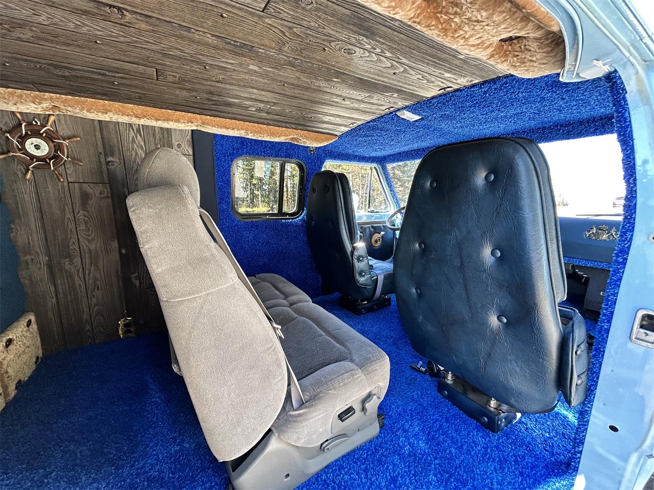 Ford-E200-1973-Baby-Blue-Blue-26