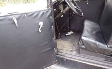 Ford-E350-1931-White-Black-4