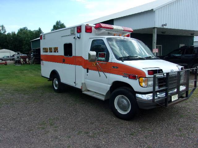 Ford-E350-ambulance-diesel-1993-custom-1