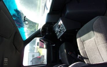 Ford-E350-ambulance-diesel-1993-custom-3