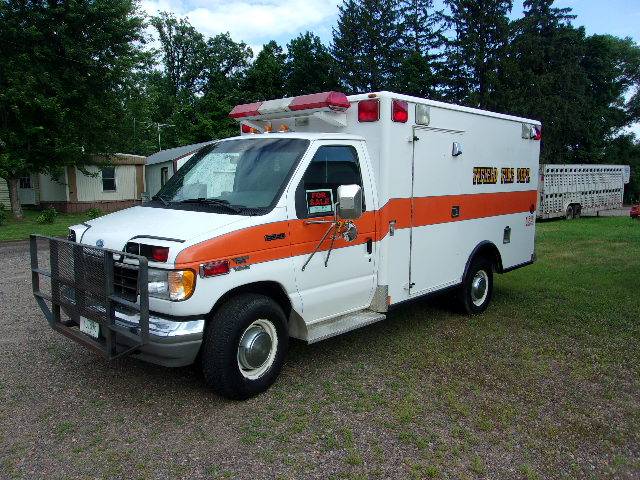 Ford-E350-ambulance-diesel-1993-custom