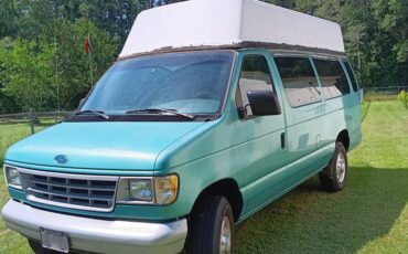 Ford-E350-club-wagon-1994-green-4