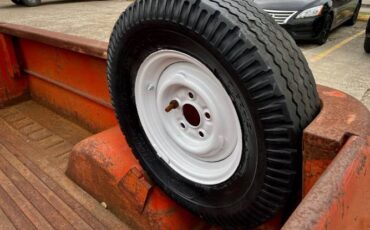 Ford-Econoline-1961-Monte-Carlo-Red-1