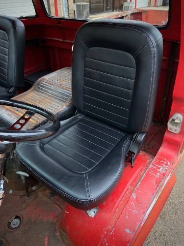 Ford-Econoline-1961-Monte-Carlo-Red-12